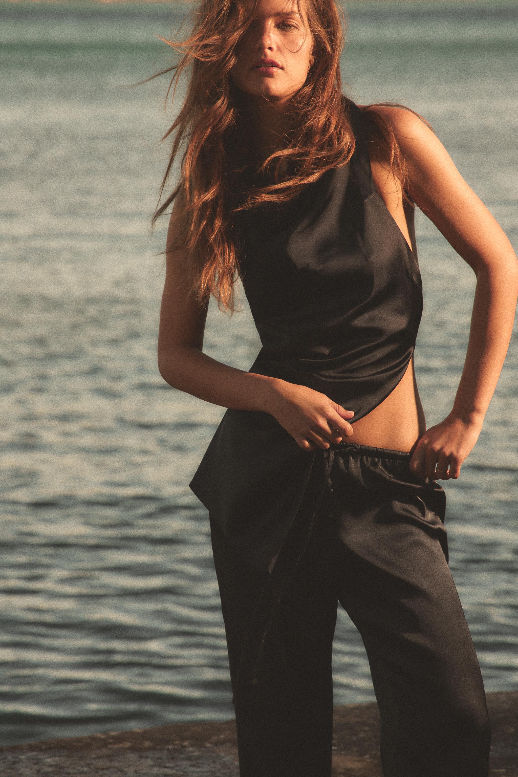 Liora | Asymmetric Halter Top