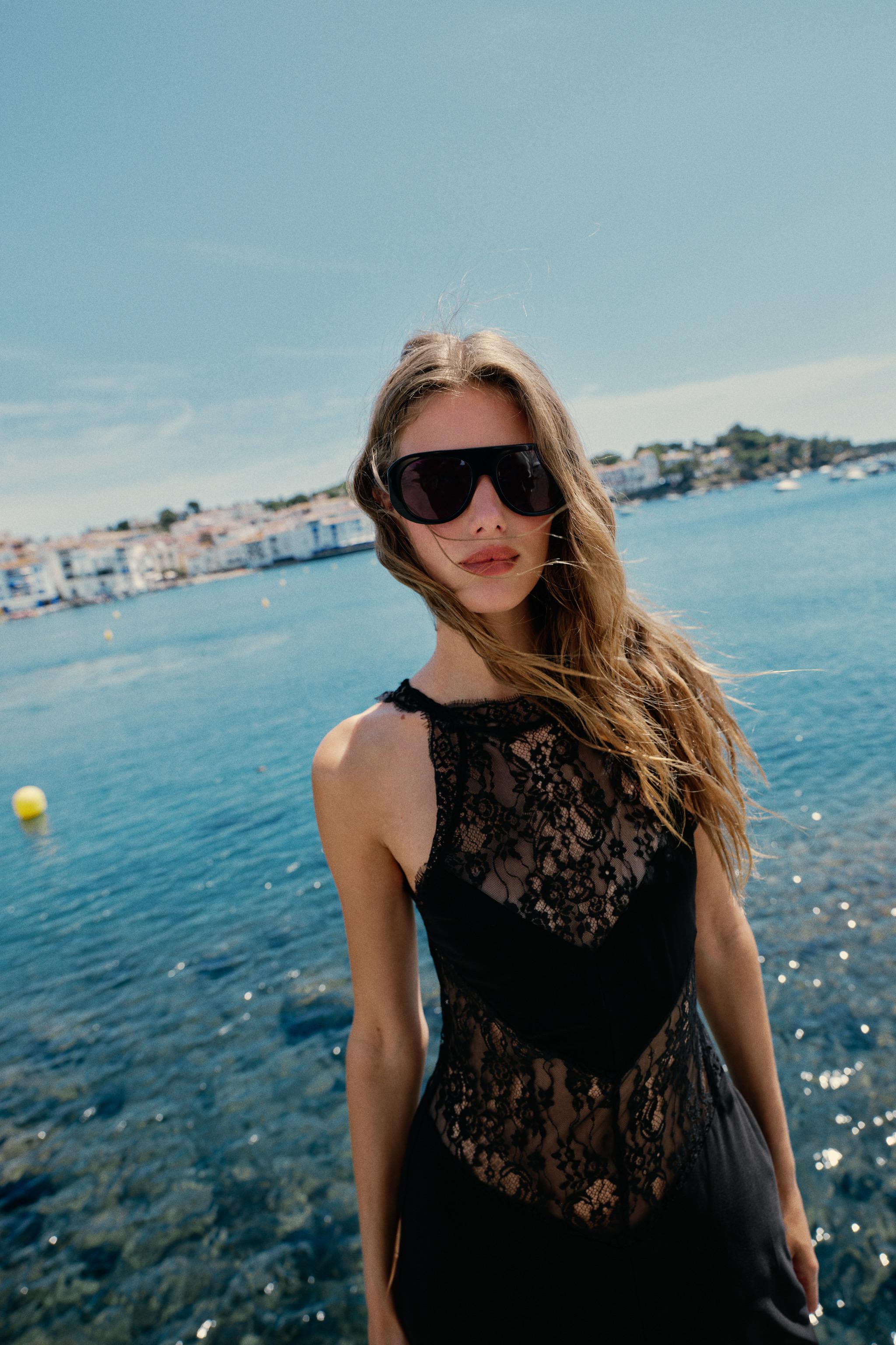 Cyrene | Lace Maxi Dress