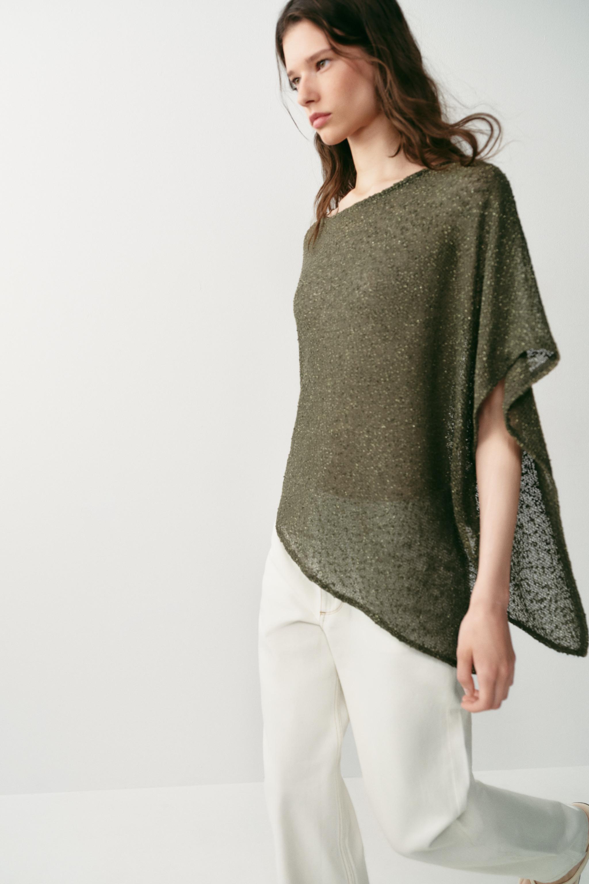 Althea | Asymmetric Cape