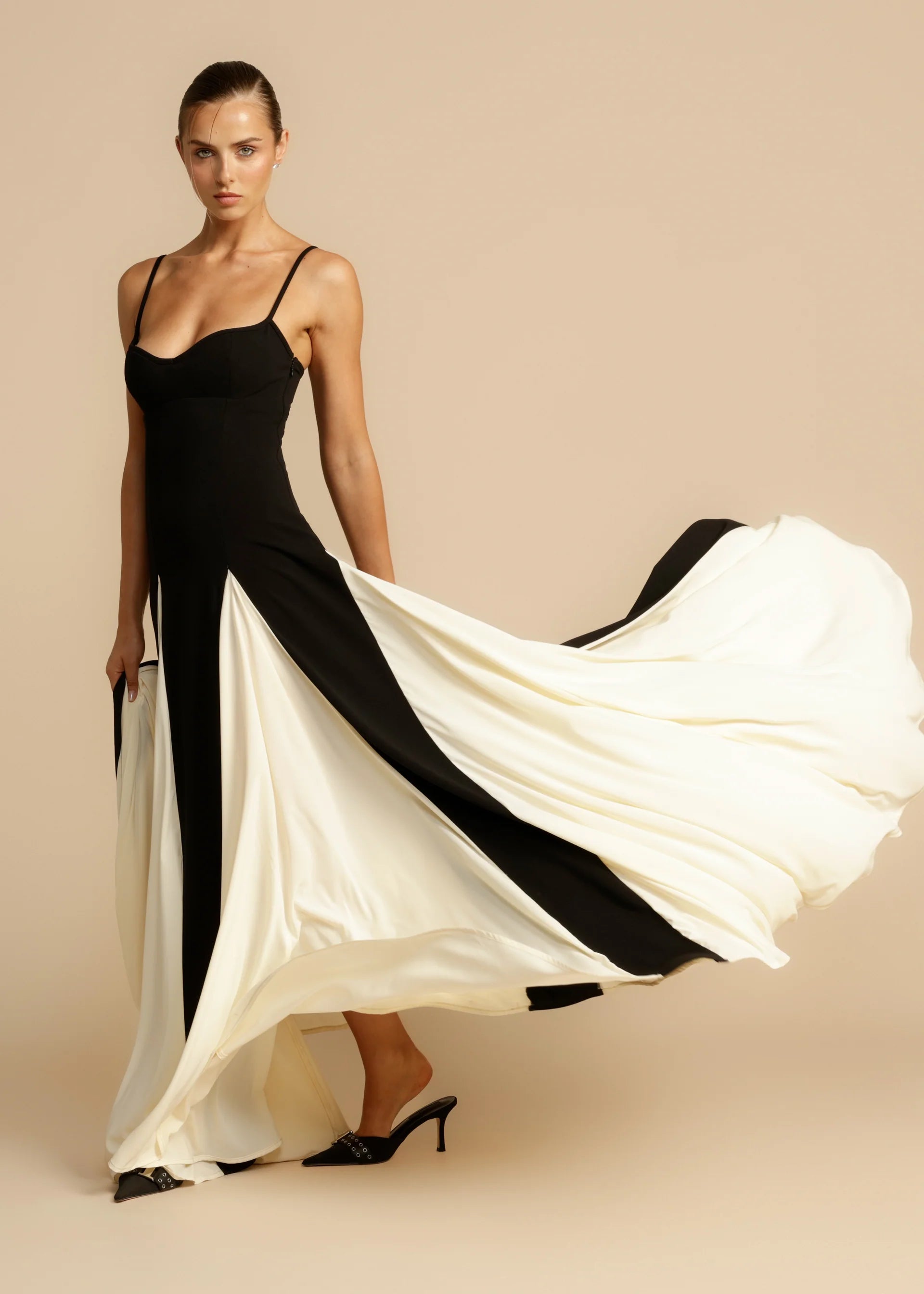 Aveline | Contrast Gown