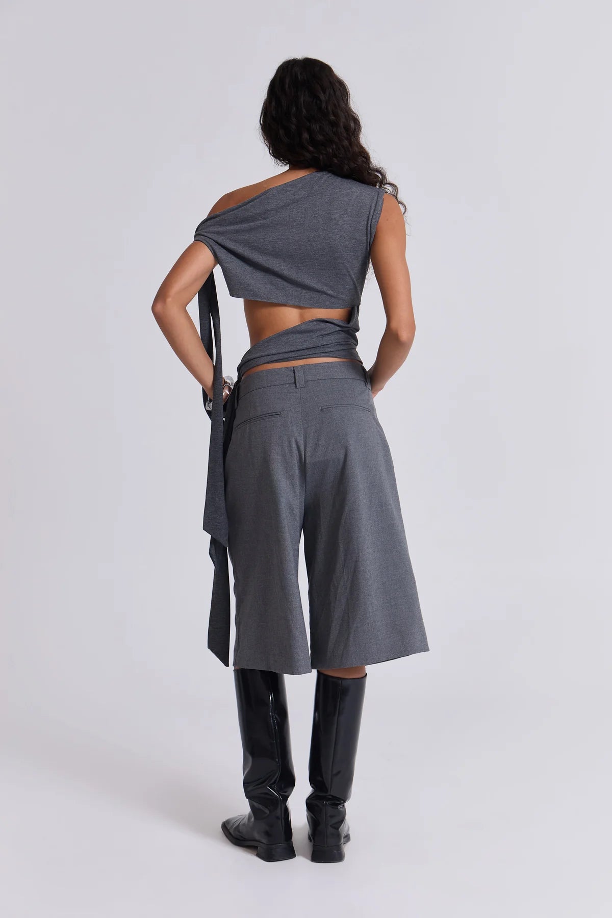 Soline | Asymmetric Top