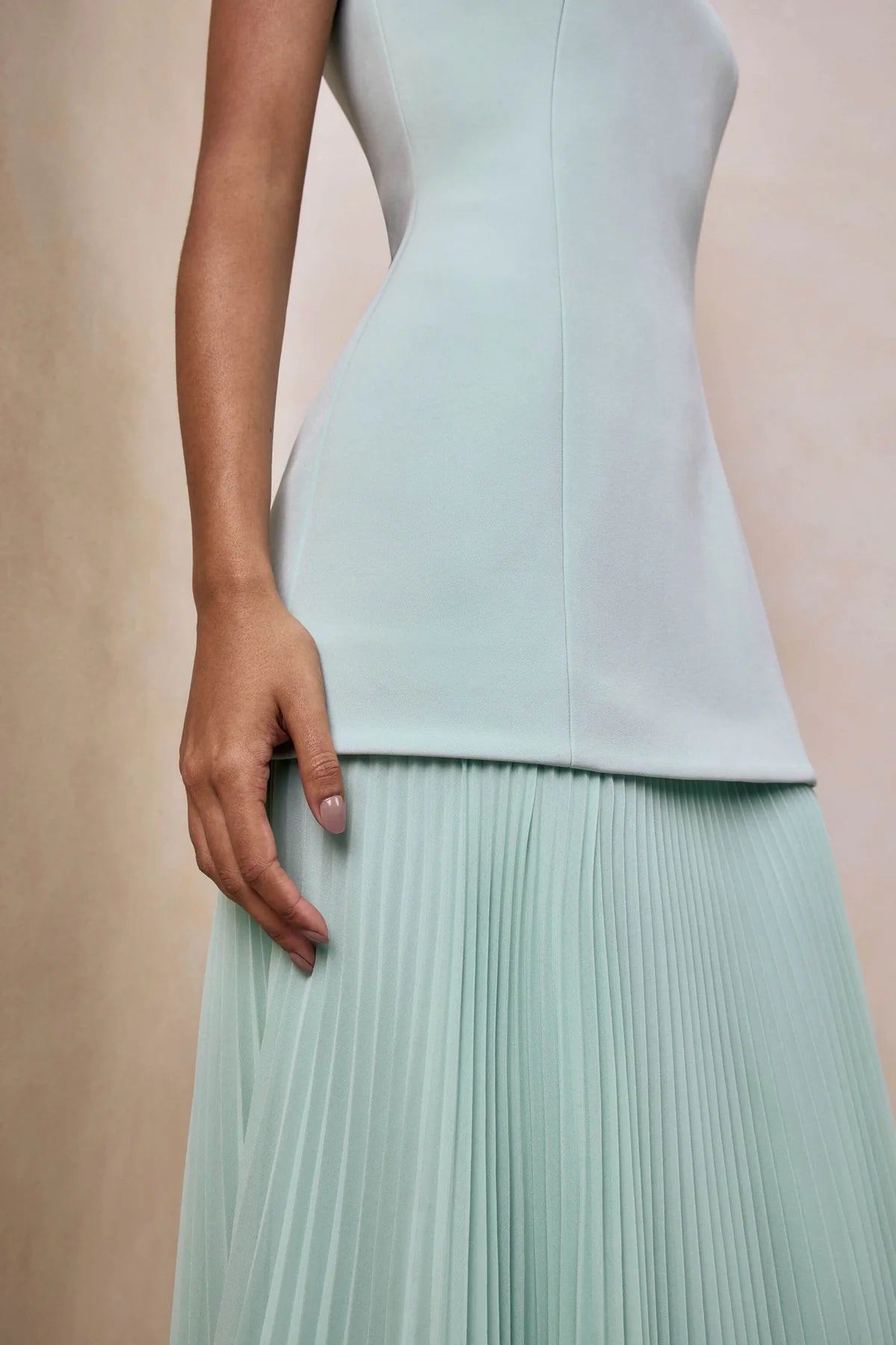 Odilia | Boat-Neck Dress
