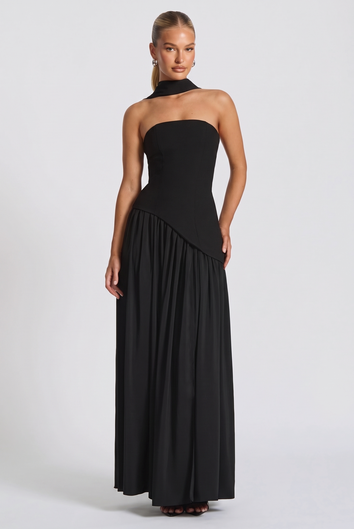 Amara Maxi Dress in Black