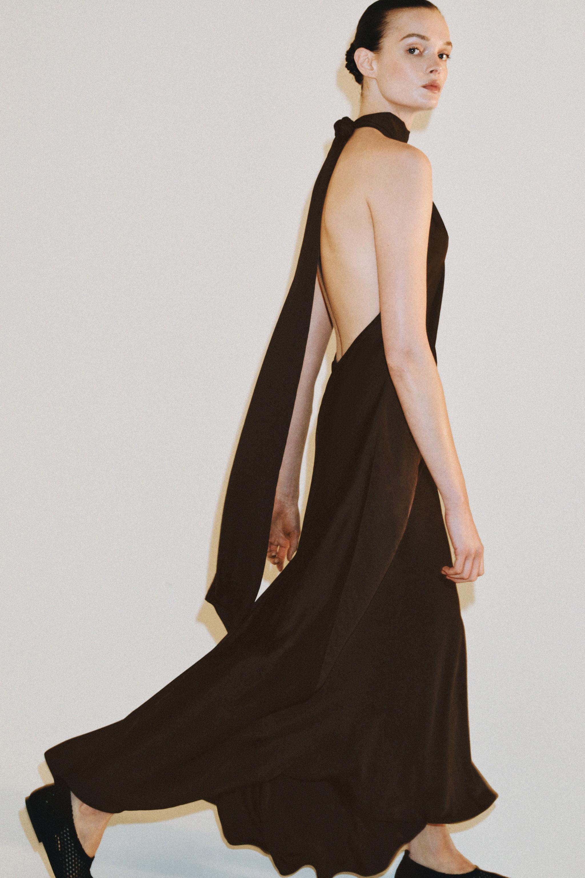 Aurelle | Halter Gown
