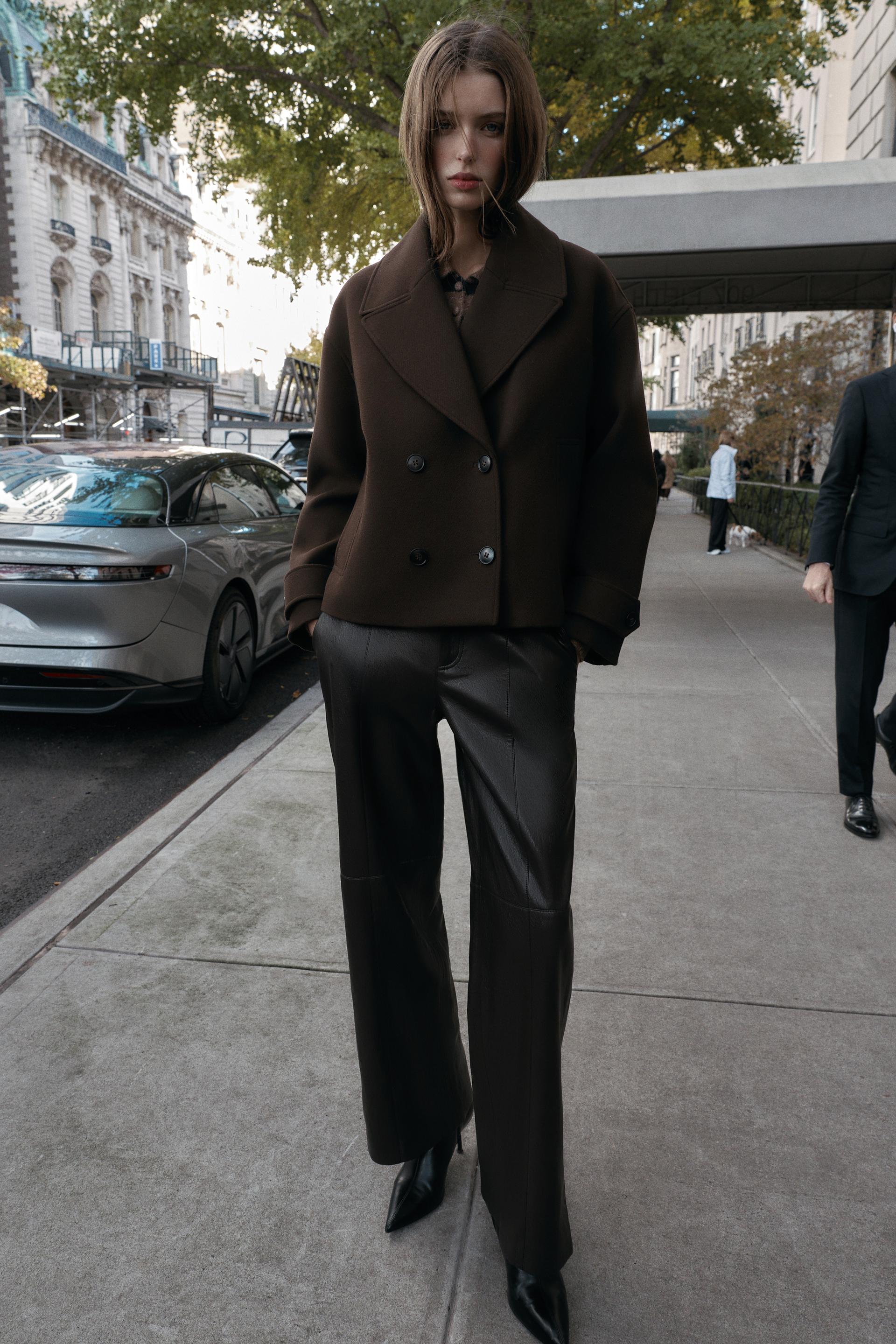 Amara | Short Wool Coat