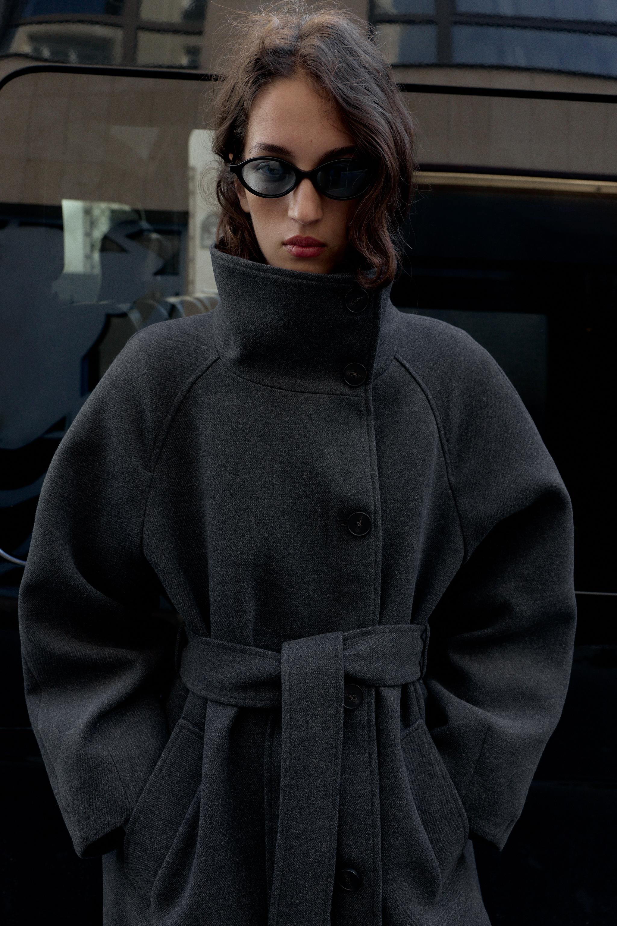 Mirelle | High-Neck Coat