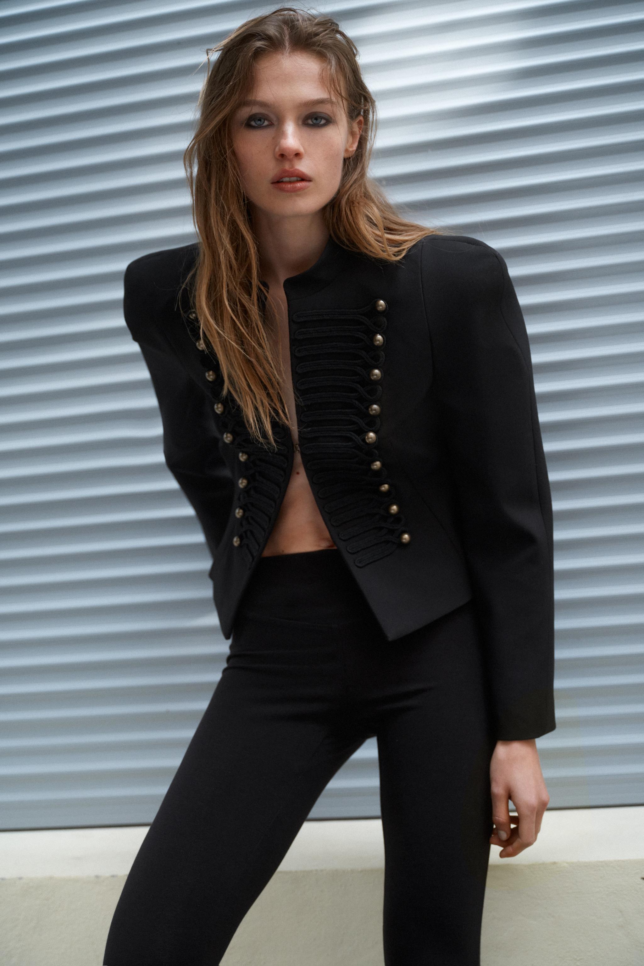 Valera | Fitted Blazer