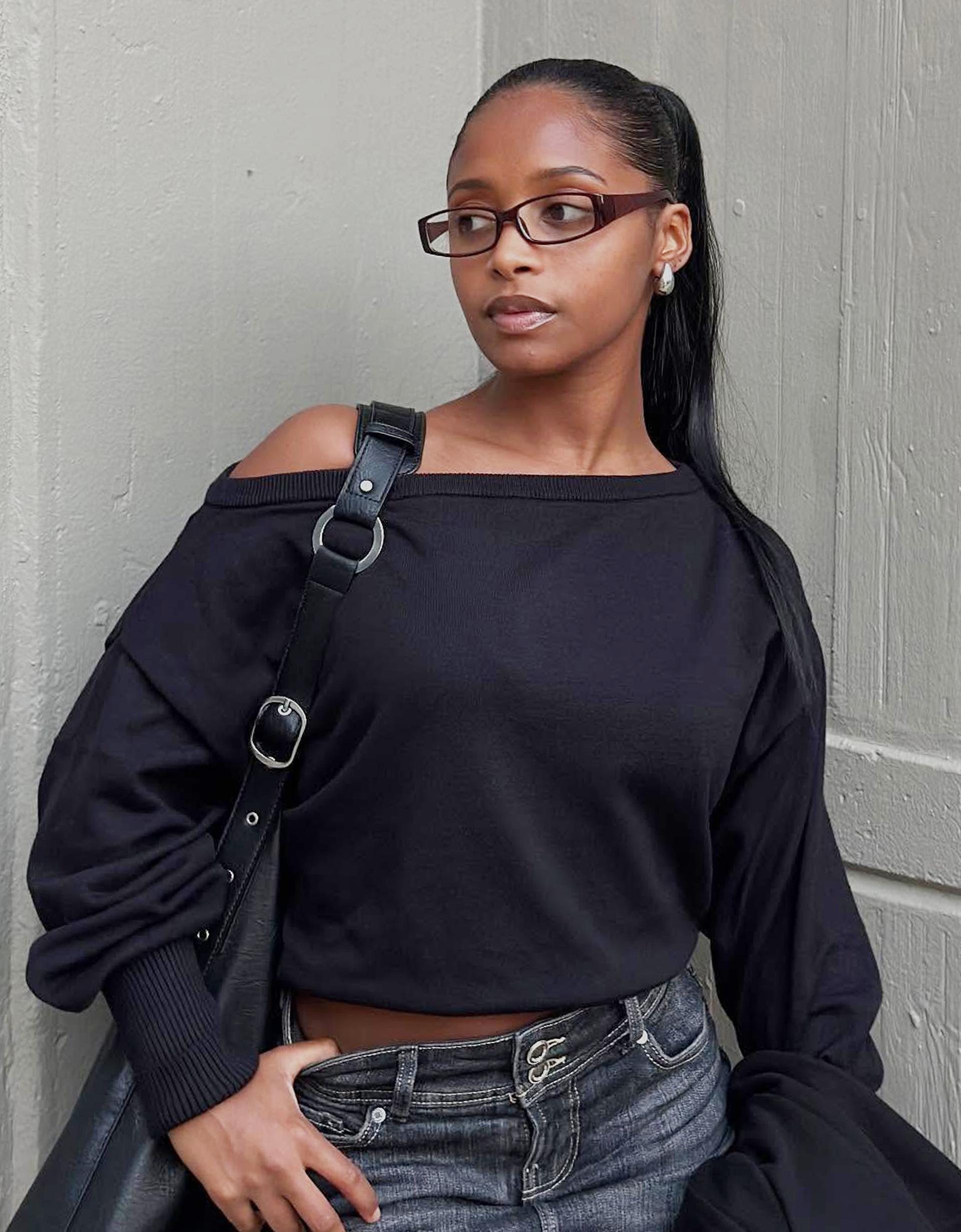 Luné | Asymmetric Sweater