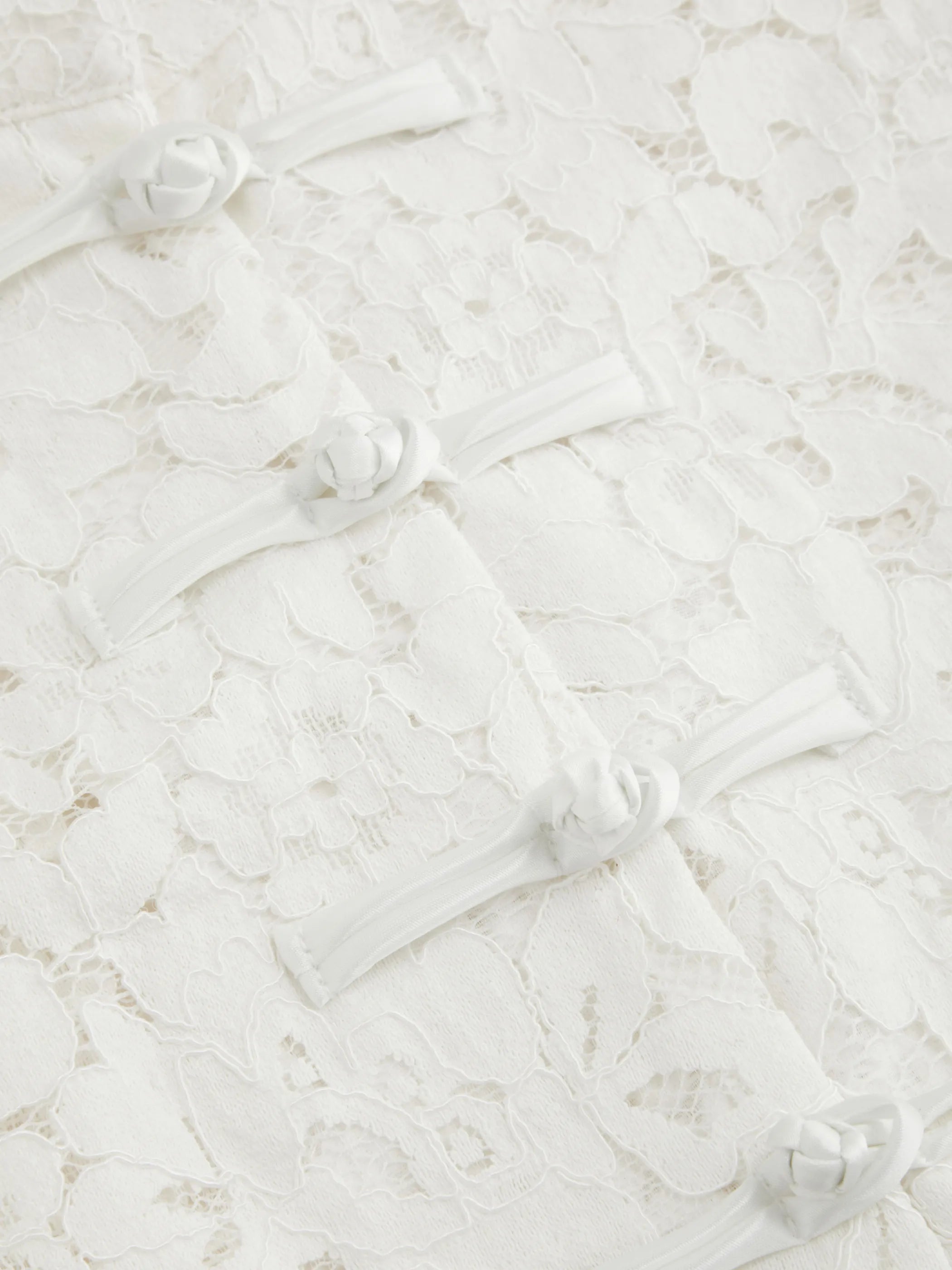 Odette | Guipure Top