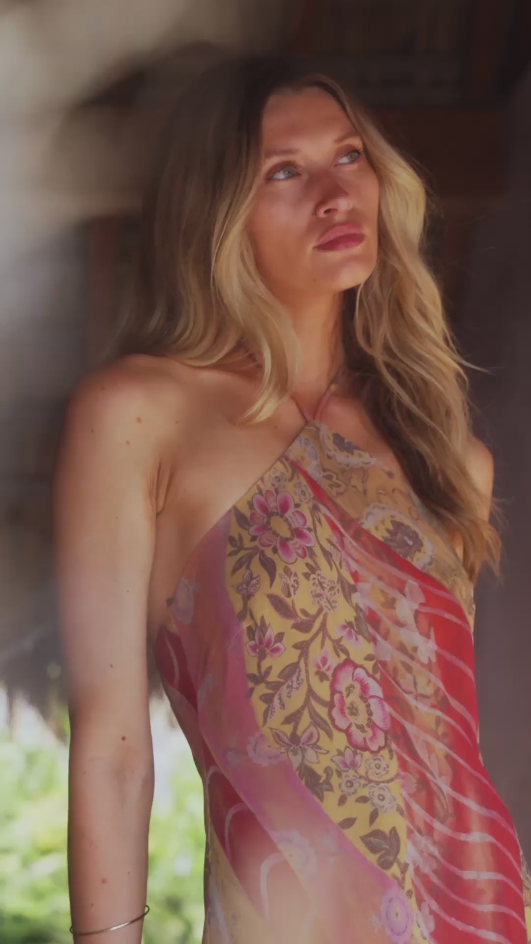 Amora | Maxi Dress