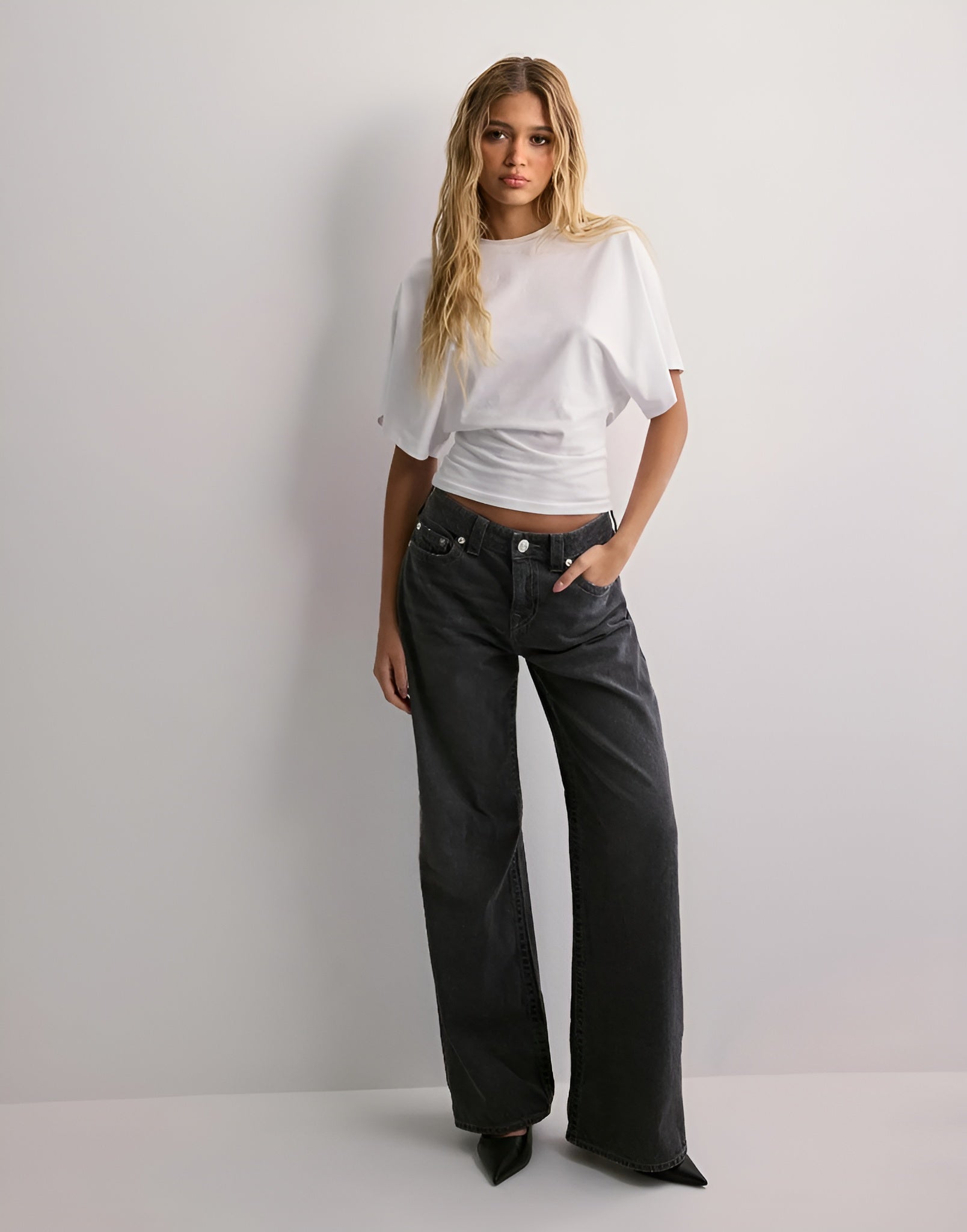 Bella | WideSleeve Tee