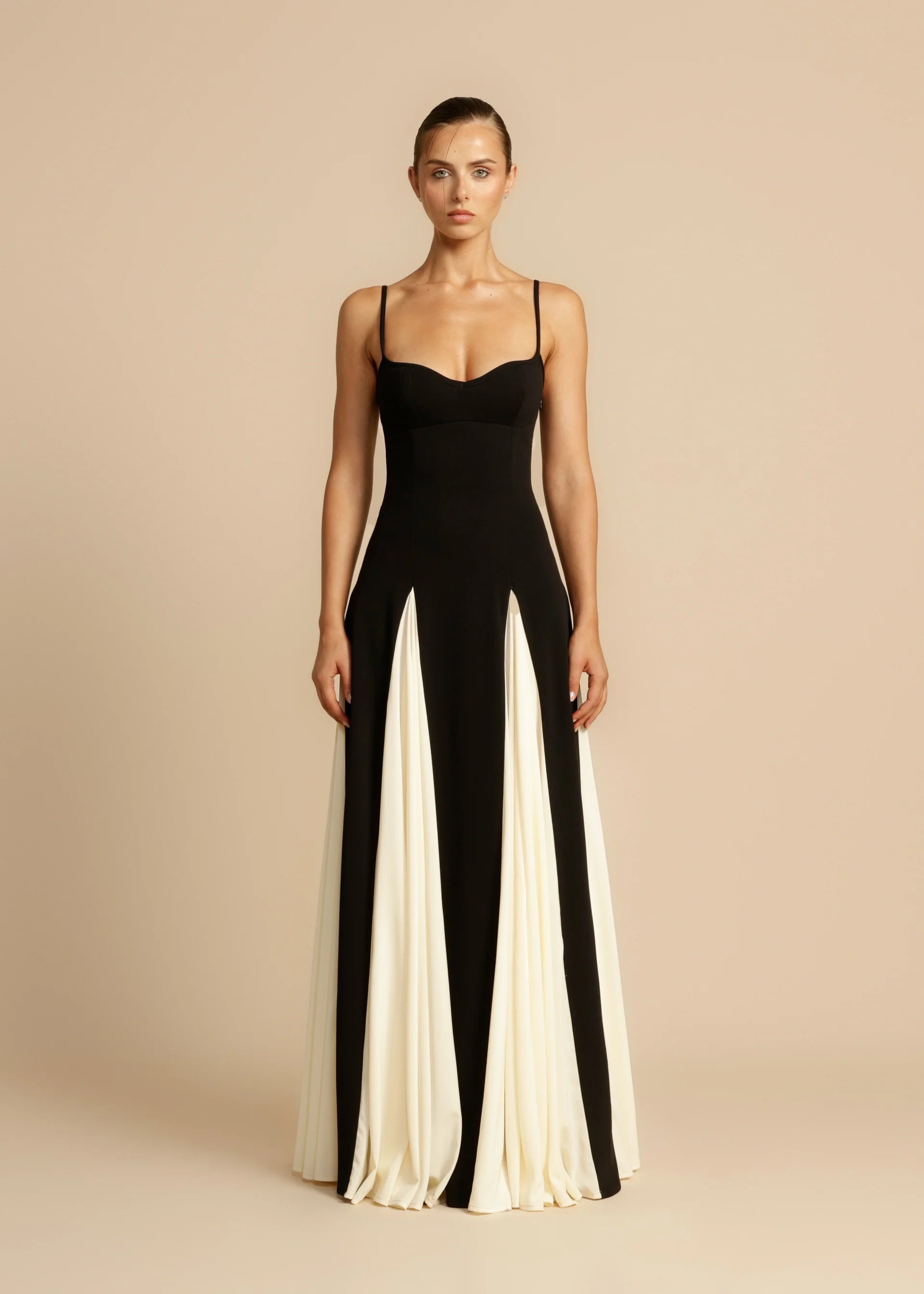 Aveline | Contrast Gown