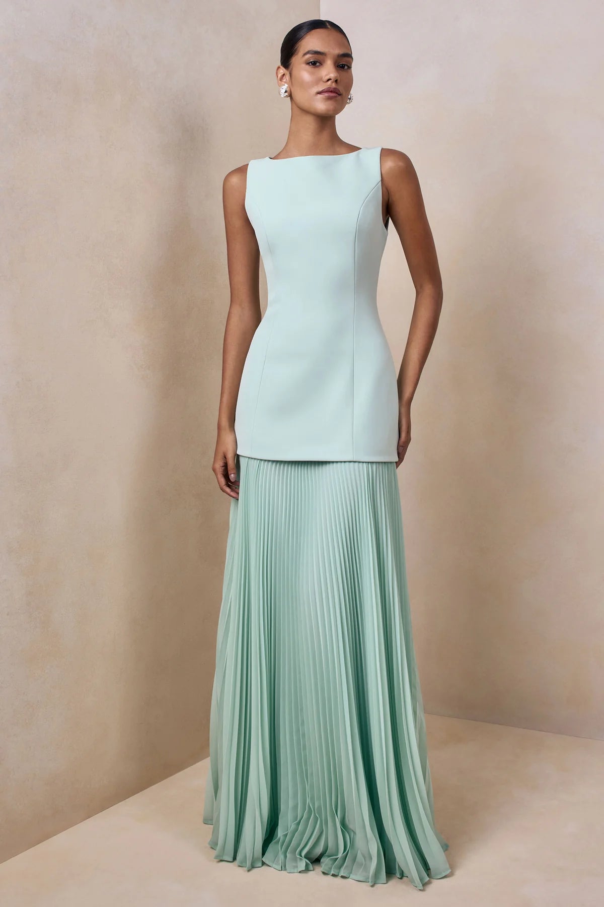 Odilia | Boat-Neck Dress