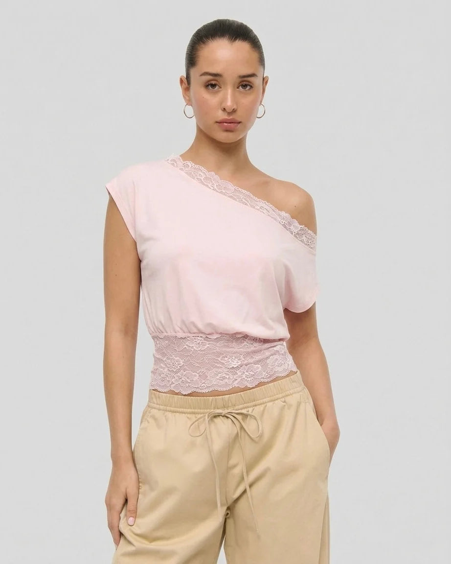 Elina | Lace-Trim Top