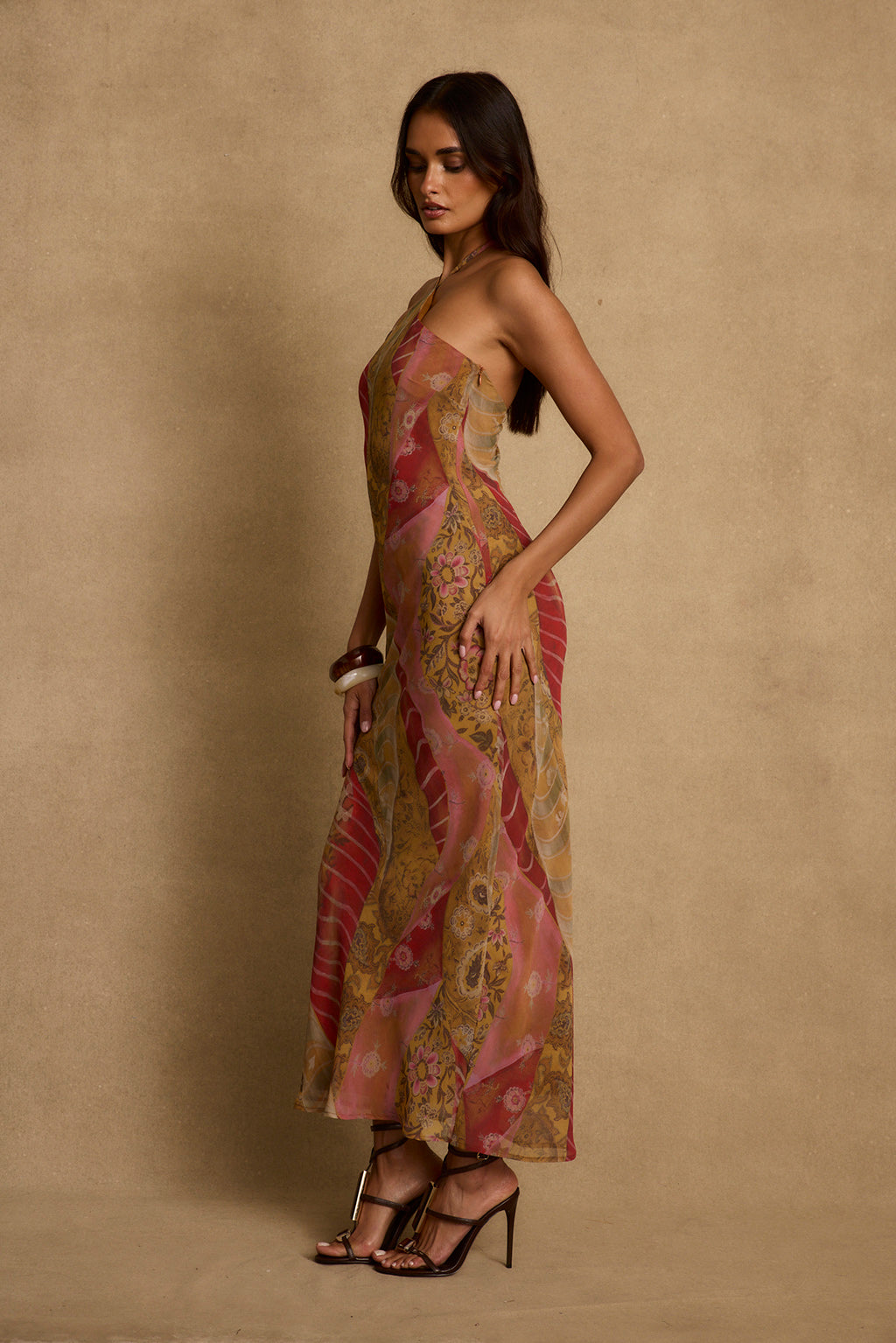 Amora | Maxi Dress