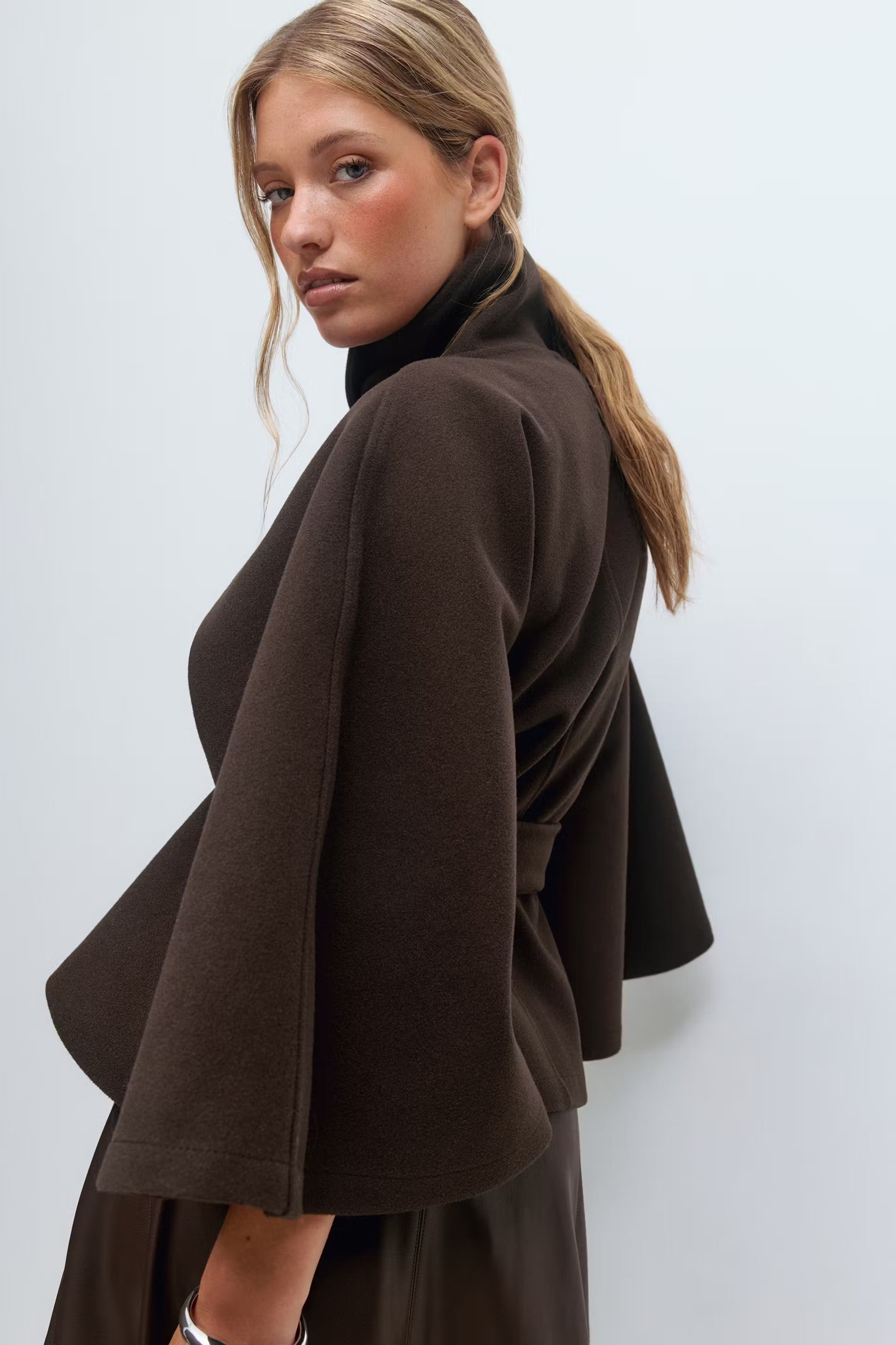 Céora | Cape Coat