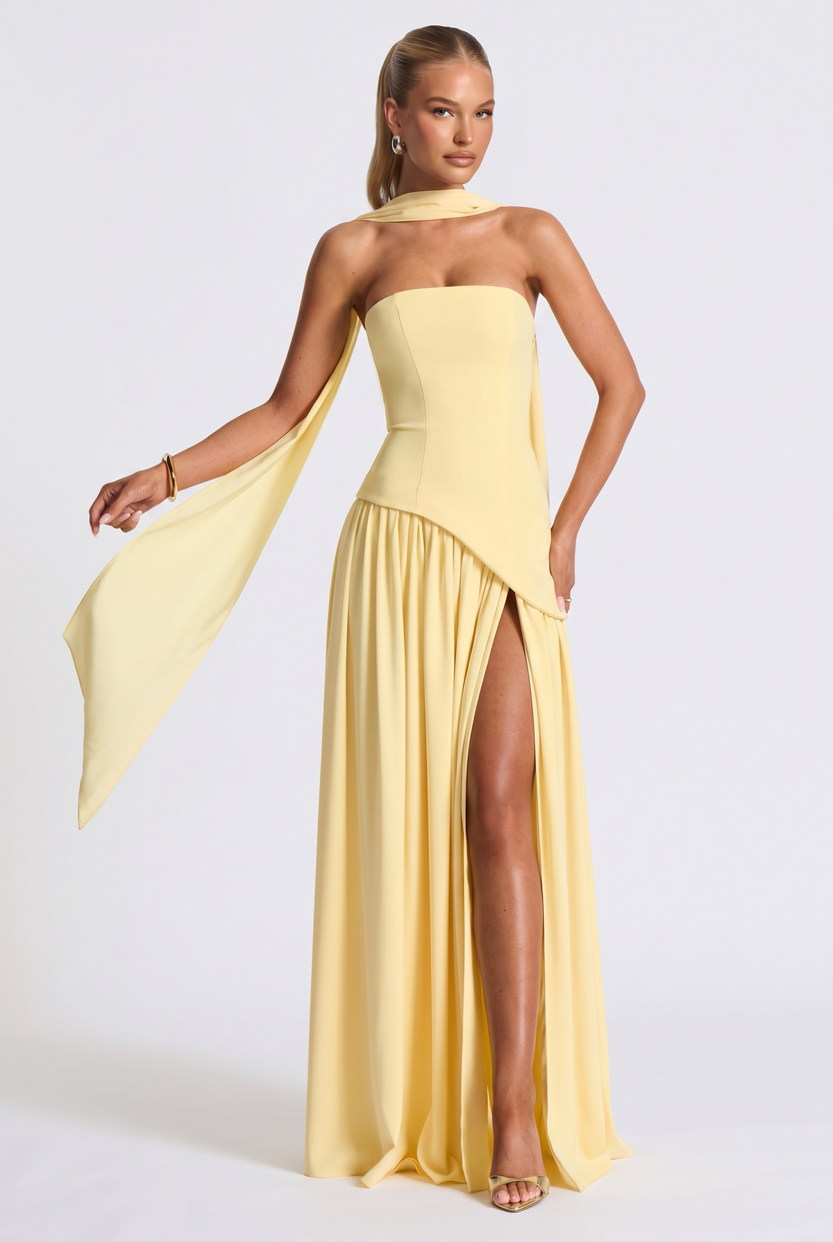 Amara Maxi Dress in Lemon
